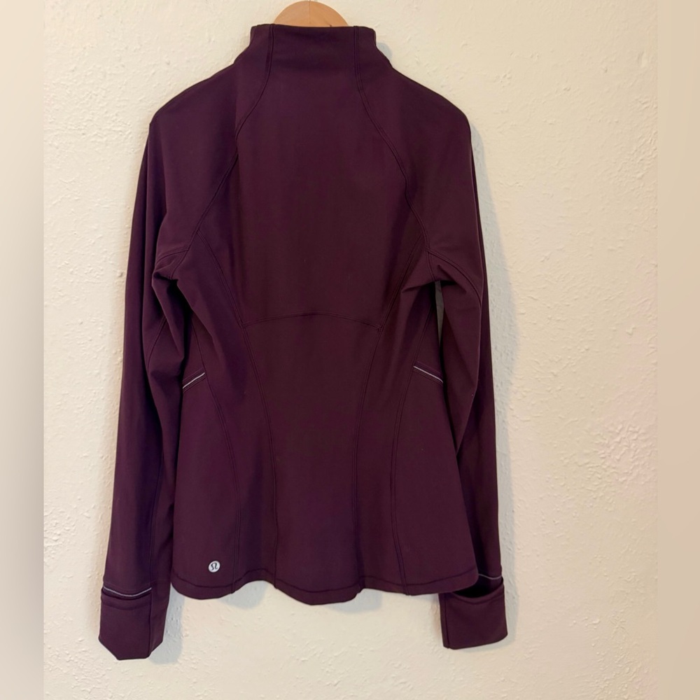Lululemon Runners Half Zip Pull Over - image 4